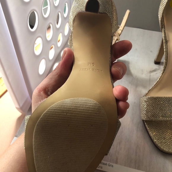 Heels - Picture 9 of 12